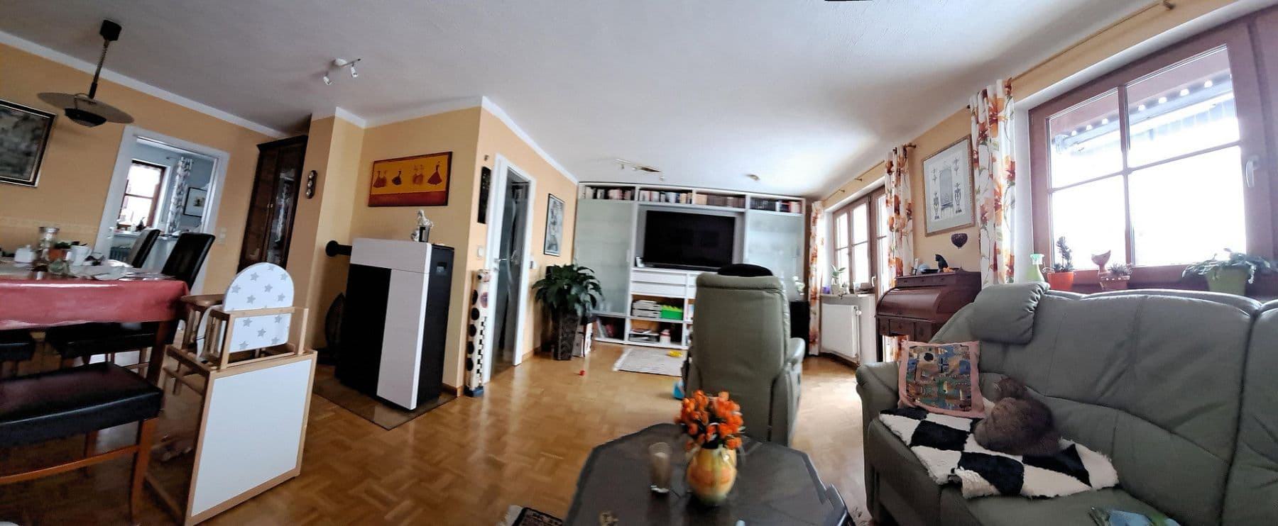 Prodej domu 156 m², pozemek 304 m², Straßkirchen, Bavorsko Prodej domu 156 m², pozemek 304 m², Straßkirchen, Bavorsko