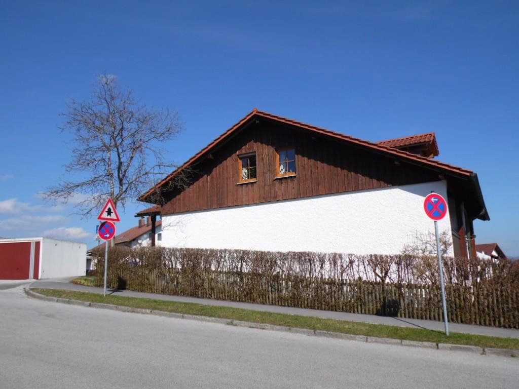 Prodej domu 156 m², pozemek 304 m², Straßkirchen, Bavorsko Prodej domu 156 m², pozemek 304 m², Straßkirchen, Bavorsko