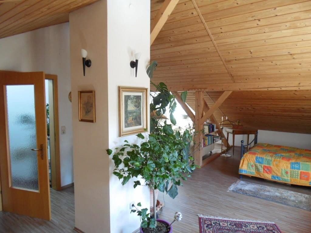 Prodej domu 156 m², pozemek 304 m², Straßkirchen, Bavorsko Prodej domu 156 m², pozemek 304 m², Straßkirchen, Bavorsko