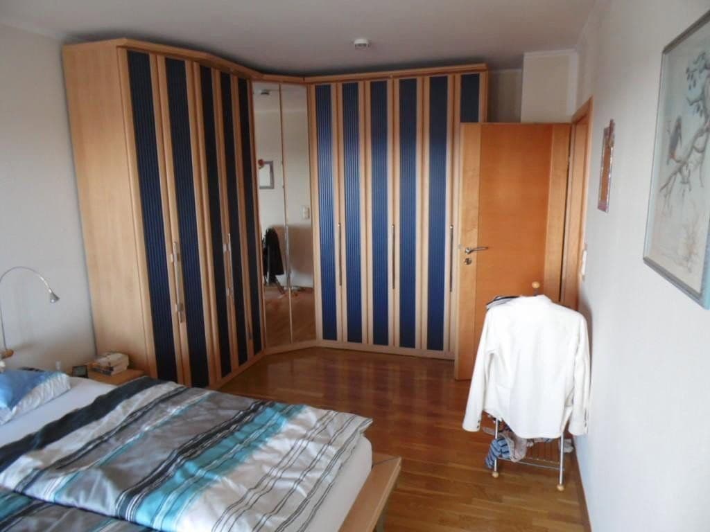 Prodej domu 156 m², pozemek 304 m², Straßkirchen, Bavorsko Prodej domu 156 m², pozemek 304 m², Straßkirchen, Bavorsko
