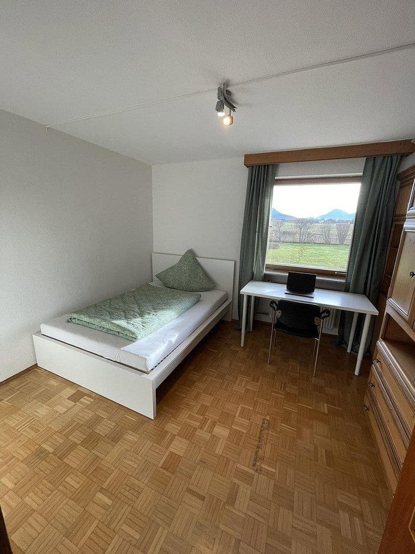 Pronájem bytu 3+1 100 m², Rosenheim, Bavorsko Pronájem bytu 3+1 100 m², Rosenheim, Bavorsko