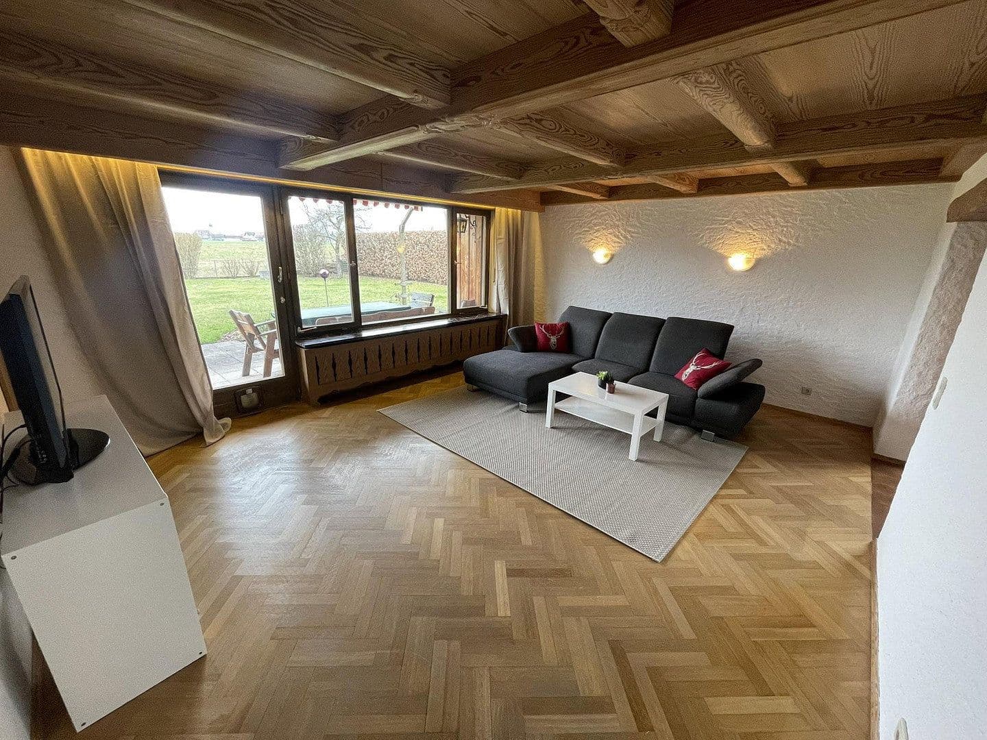 Pronájem bytu 3+1 100 m², Rosenheim, Bavorsko Pronájem bytu 3+1 100 m², Rosenheim, Bavorsko