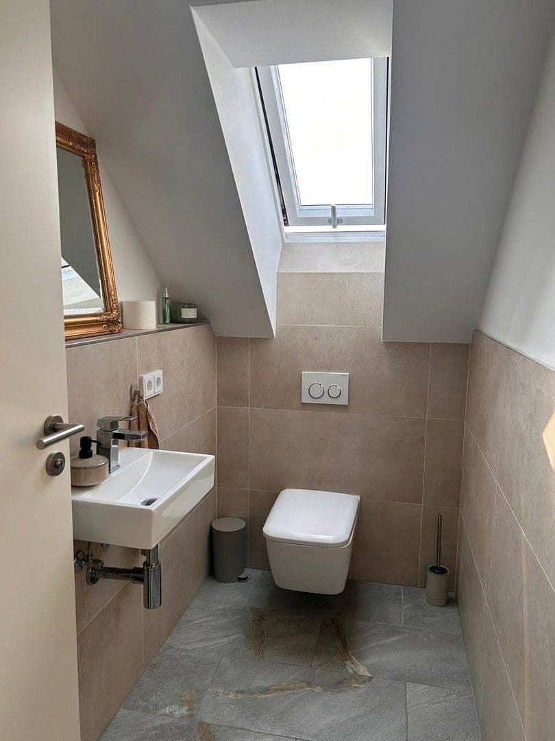 Pronájem bytu 4+1 120 m², Thalhausen, Bavorsko Pronájem bytu 4+1 120 m², Thalhausen, Bavorsko
