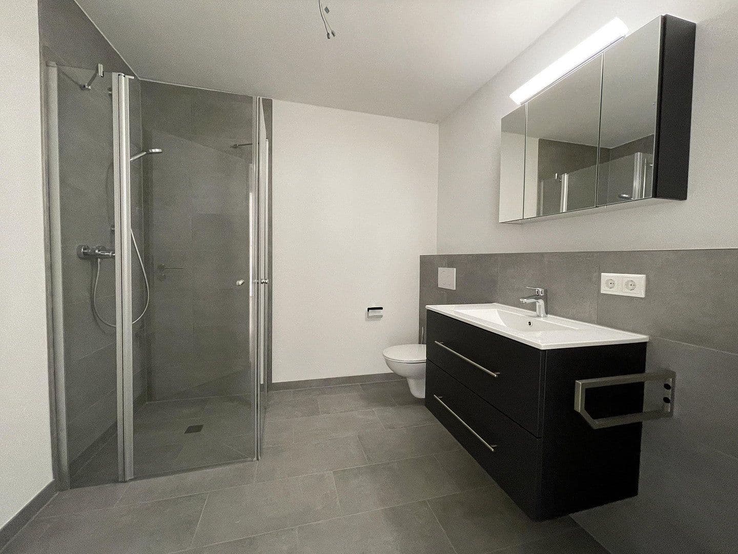 Pronájem bytu 2+1 66 m², Haupstraße 39, Unterdietfurt, Bavorsko Pronájem bytu 2+1 66 m², Haupstraße 39, Unterdietfurt, Bavorsko