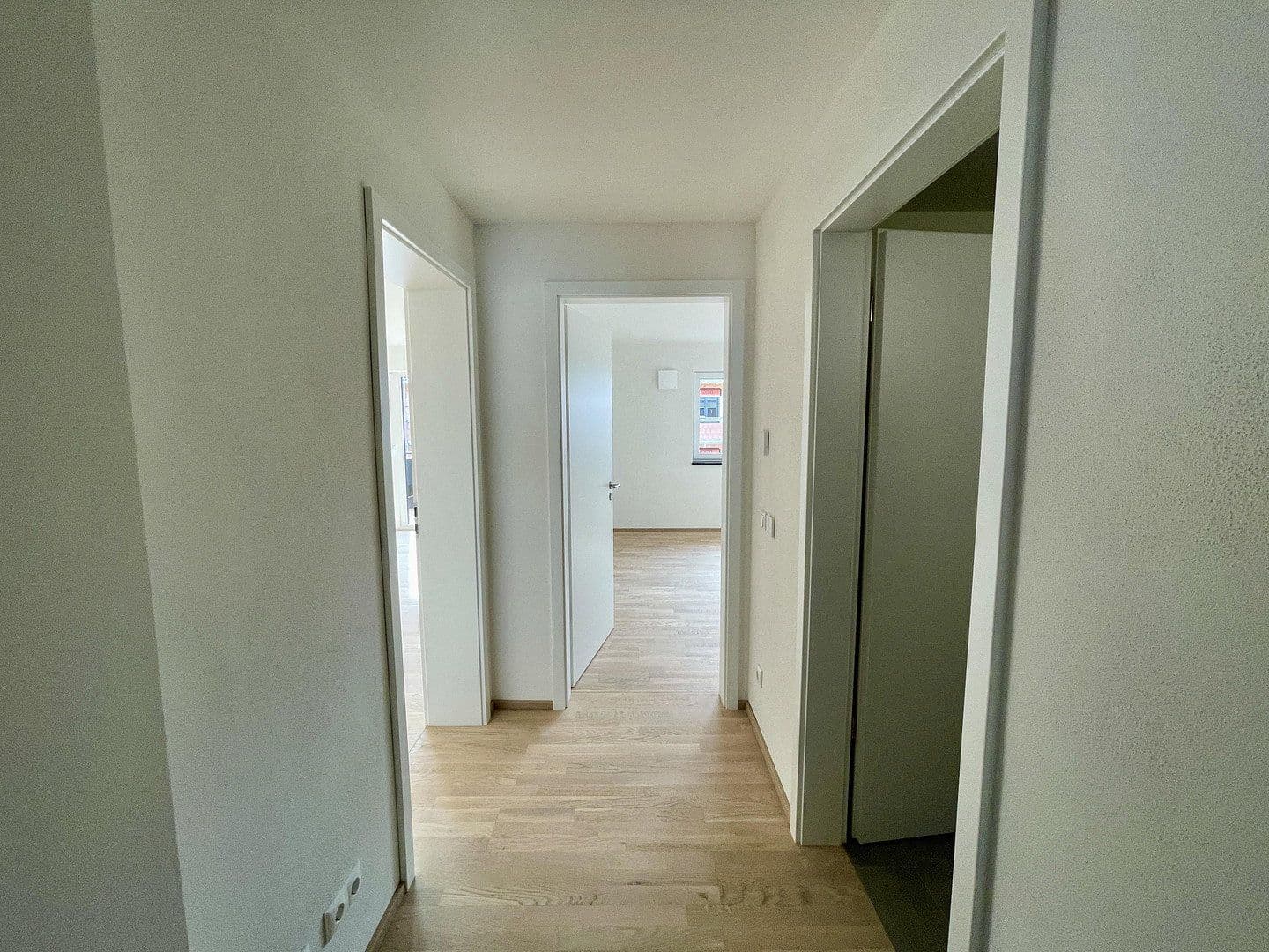 Pronájem bytu 2+1 66 m², Haupstraße 39, Unterdietfurt, Bavorsko Pronájem bytu 2+1 66 m², Haupstraße 39, Unterdietfurt, Bavorsko