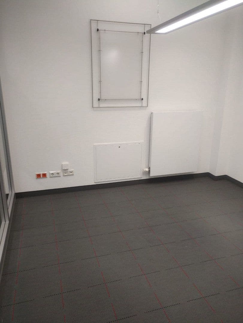 Pronájem kanceláře 67 m², Poststraße 6, Berga-Wünschendorf, Durynsko Pronájem kanceláře 67 m², Poststraße 6, Berga-Wünschendorf, Durynsko