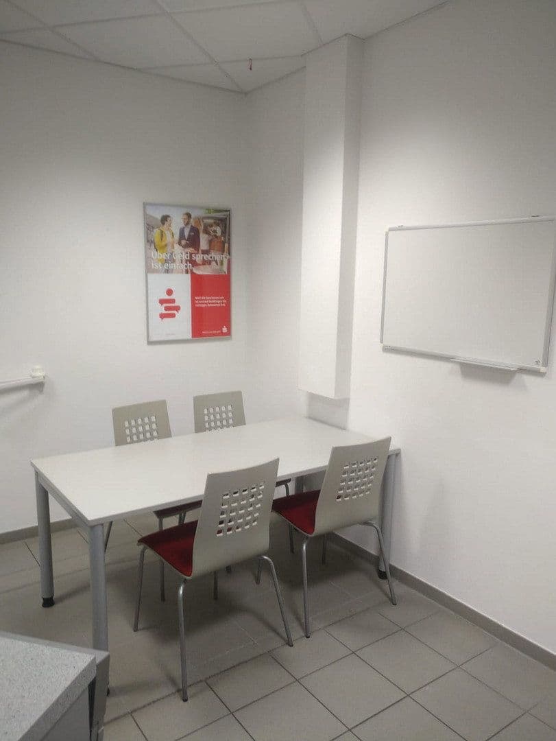 Pronájem kanceláře 67 m², Poststraße 6, Berga-Wünschendorf, Durynsko Pronájem kanceláře 67 m², Poststraße 6, Berga-Wünschendorf, Durynsko