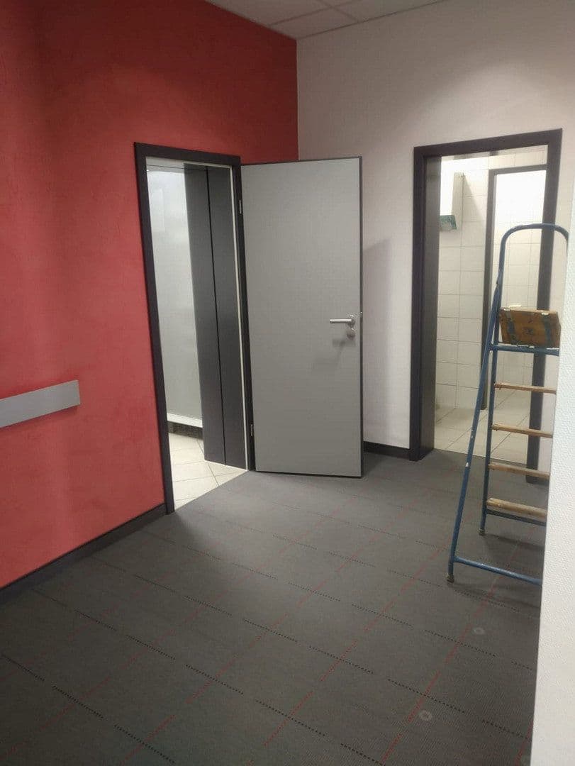 Pronájem kanceláře 67 m², Poststraße 6, Berga-Wünschendorf, Durynsko Pronájem kanceláře 67 m², Poststraße 6, Berga-Wünschendorf, Durynsko