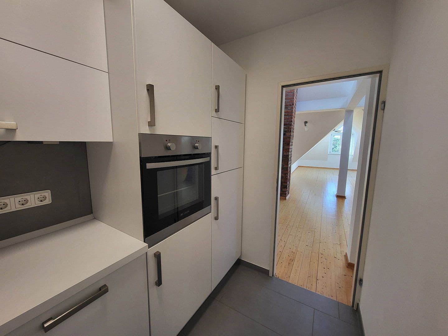 Pronájem bytu 3+1 1 m², Baurat-Gerber-Straße 18, Göttingen, Dolní Sasko Pronájem bytu 3+1 1 m², Baurat-Gerber-Straße 18, Göttingen, Dolní Sasko