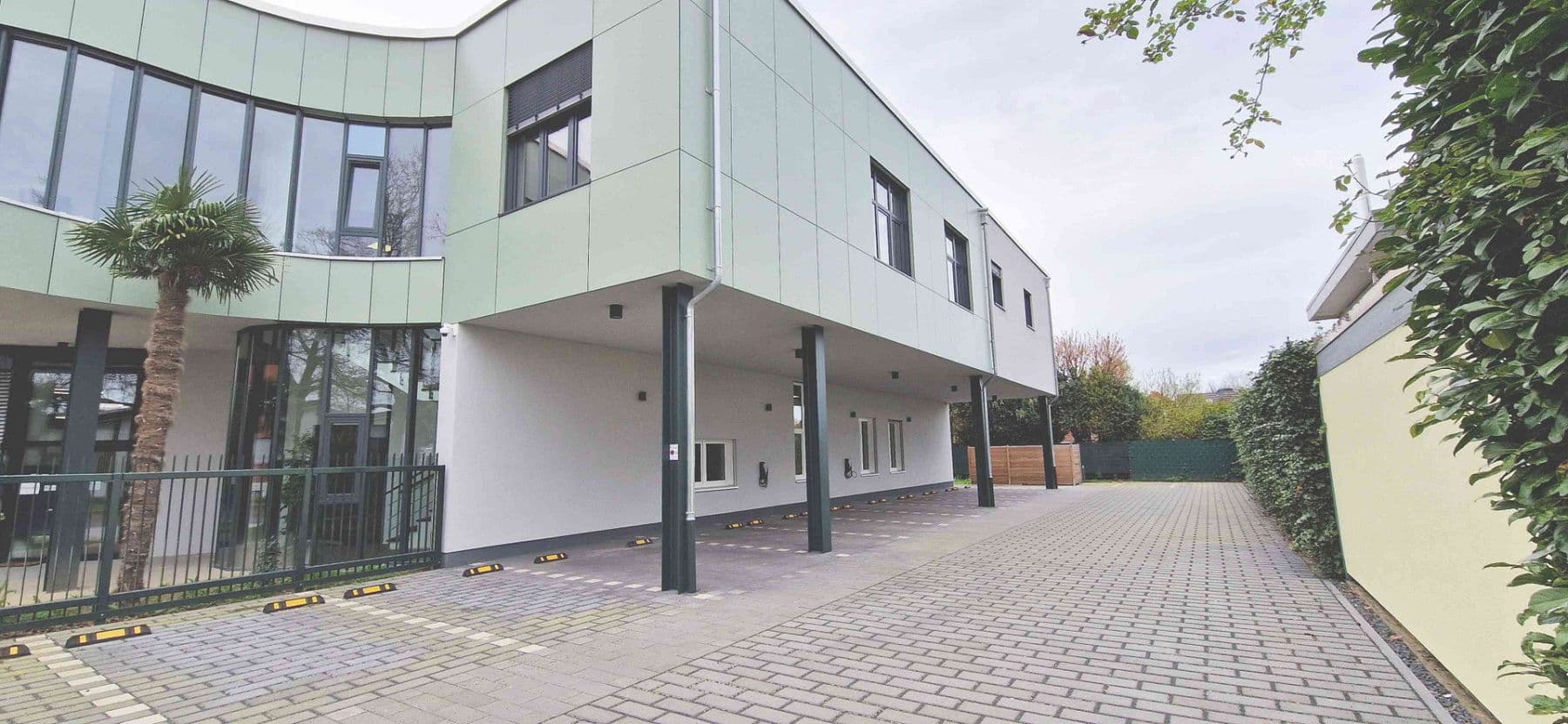 Prodej kanceláře 1.160 m², Hürth, Severní Porýní-Vestfálsko Prodej kanceláře 1.160 m², Hürth, Severní Porýní-Vestfálsko
