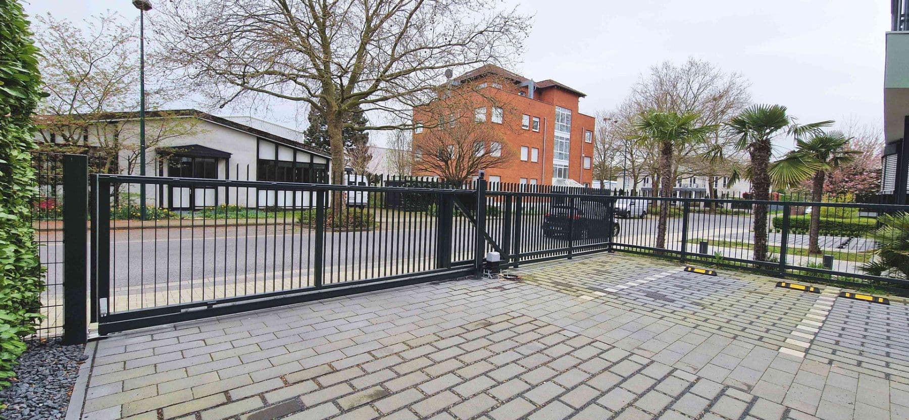 Prodej kanceláře 1.160 m², Hürth, Severní Porýní-Vestfálsko Prodej kanceláře 1.160 m², Hürth, Severní Porýní-Vestfálsko