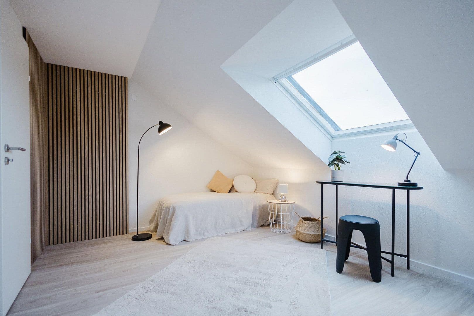 Prodej bytu 3+1 97 m², Carl-Hermann-Jäger-Straße 1d, Ettenheim, Bádensko-Württembersko Prodej bytu 3+1 97 m², Carl-Hermann-Jäger-Straße 1d, Ettenheim, Bádensko-Württembersko