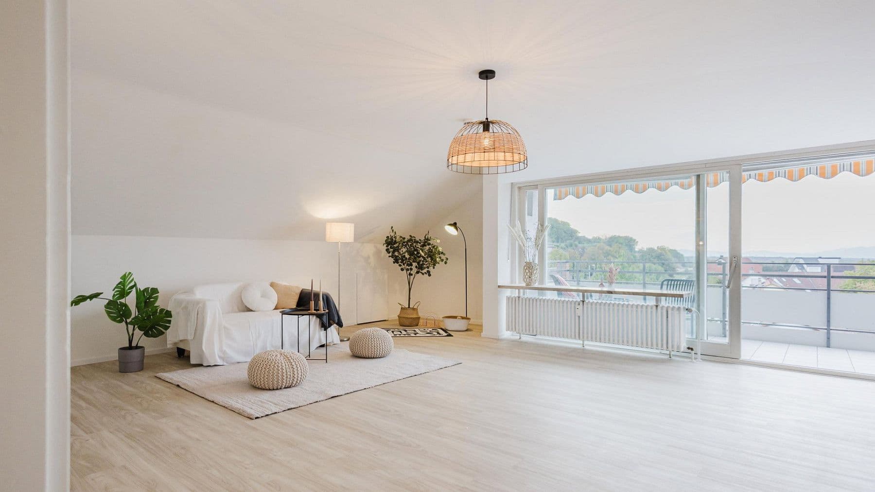 Prodej bytu 3+1 97 m², Carl-Hermann-Jäger-Straße 1d, Ettenheim, Bádensko-Württembersko Prodej bytu 3+1 97 m², Carl-Hermann-Jäger-Straße 1d, Ettenheim, Bádensko-Württembersko