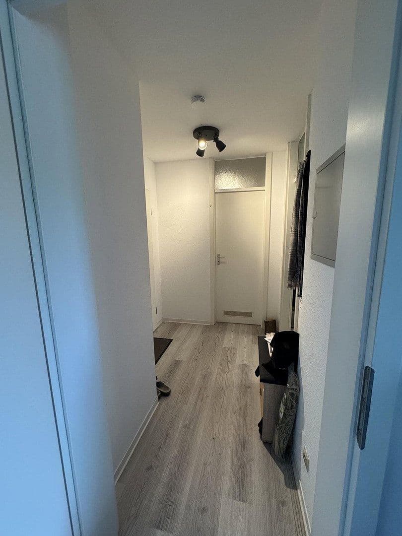 Pronájem bytu 2+1 52 m², Hallesche Allee 13, Karlsruhe, Bádensko-Württembersko Pronájem bytu 2+1 52 m², Hallesche Allee 13, Karlsruhe, Bádensko-Württembersko