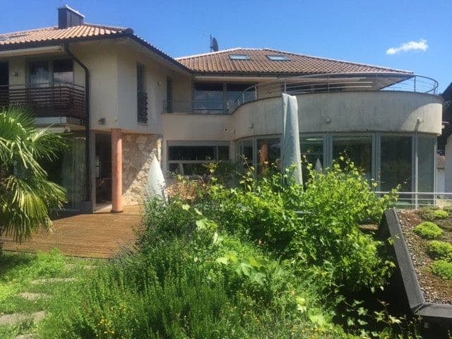 Prodej domu 400 m², pozemek 1.605 m², Baden-Baden, Bádensko-Württembersko Prodej domu 400 m², pozemek 1.605 m², Baden-Baden, Bádensko-Württembersko