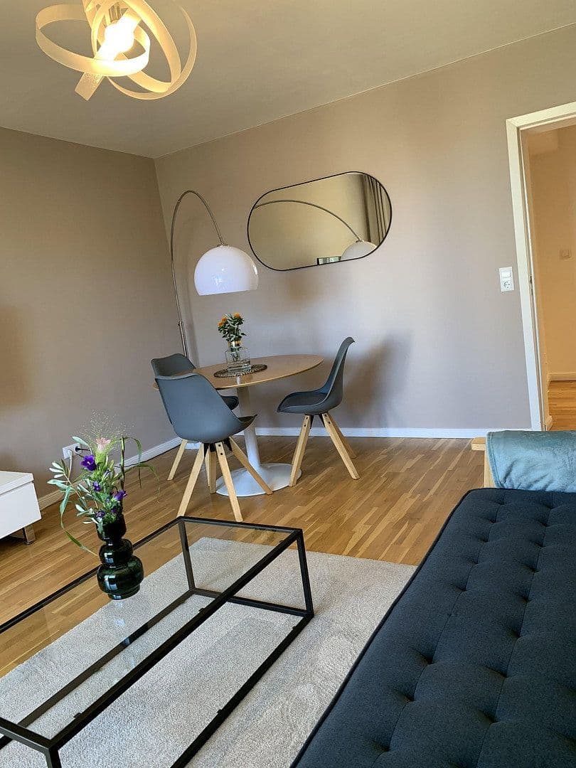 Pronájem bytu 2+1 57 m², Berlin-Steglitz, Berlín Pronájem bytu 2+1 57 m², Berlin-Steglitz, Berlín