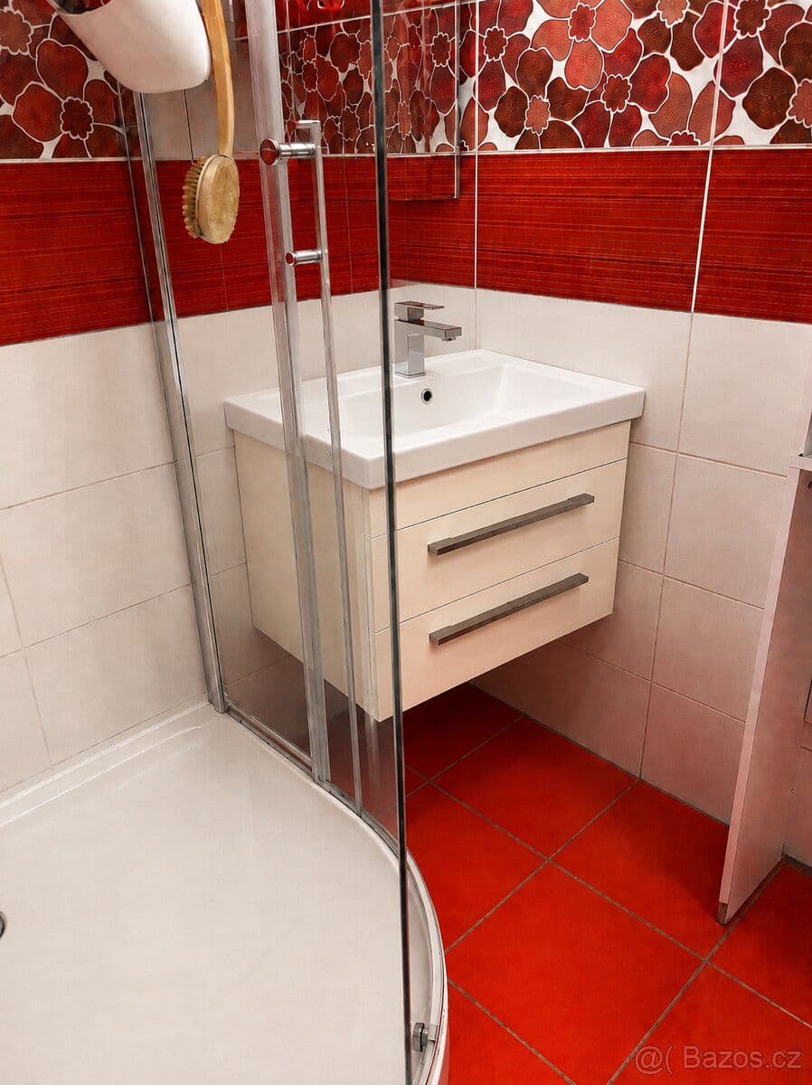 Prodej bytu 3+1 63 m², Mírová, Kralovice, Plzeňský kraj Prodej bytu 3+1 63 m², Mírová, Kralovice, Plzeňský kraj