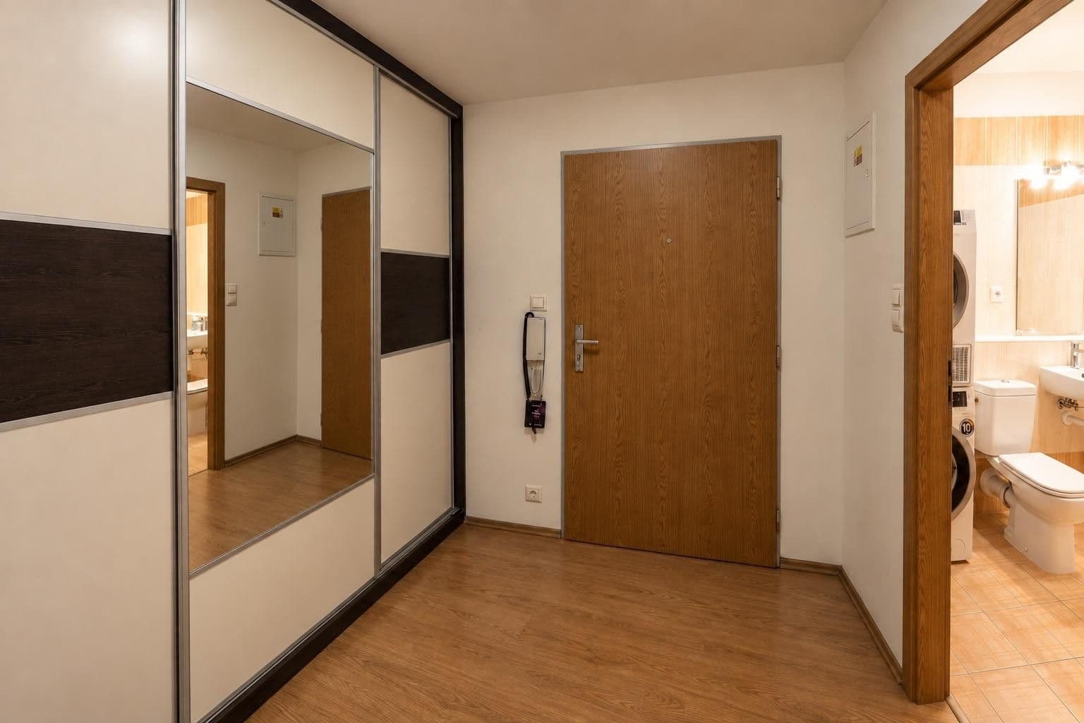 Prodej bytu 2+kk 54 m², Kytlická, Praha, Praha Prodej bytu 2+kk 54 m², Kytlická, Praha, Praha