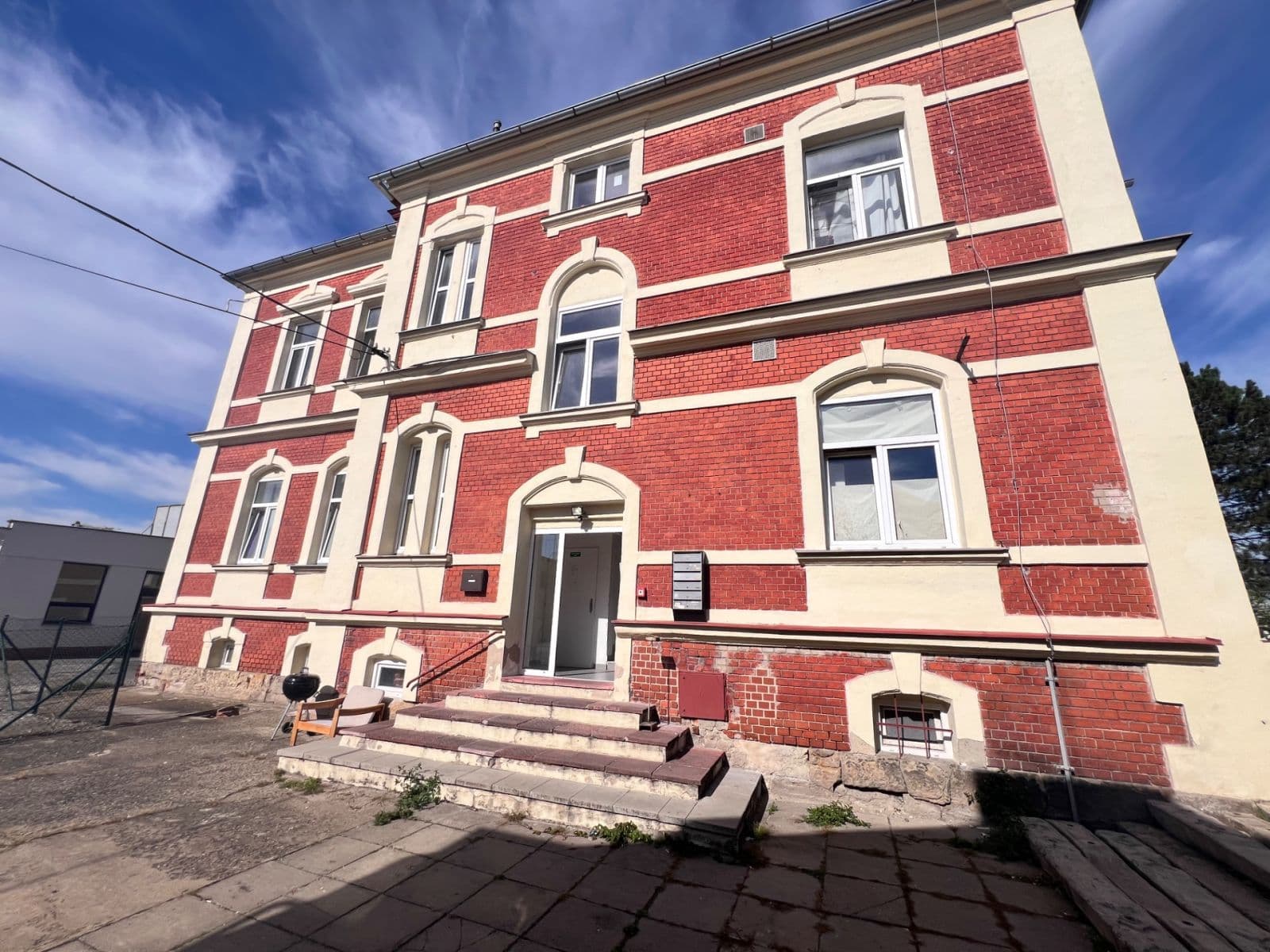 Prodej bytu 1+1 44 m², Dubická, Česká Lípa, Liberecký kraj Prodej bytu 1+1 44 m², Dubická, Česká Lípa, Liberecký kraj
