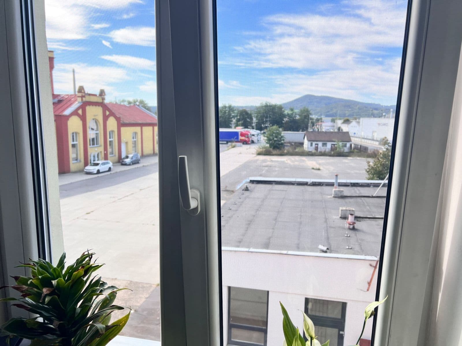 Prodej bytu 1+1 44 m², Dubická, Česká Lípa, Liberecký kraj Prodej bytu 1+1 44 m², Dubická, Česká Lípa, Liberecký kraj