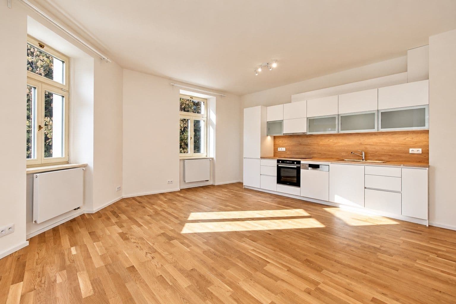 Pronájem bytu 2+kk 57 m², Magistrů, Praha, Praha Pronájem bytu 2+kk 57 m², Magistrů, Praha, Praha