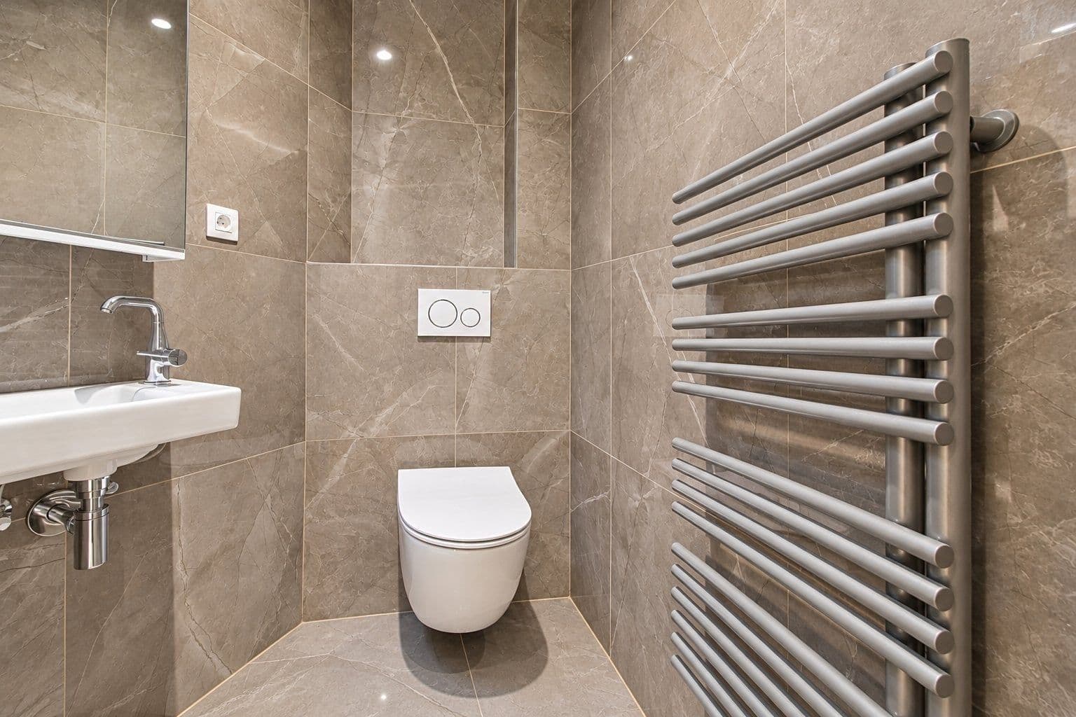 Pronájem bytu 2+kk 57 m², Magistrů, Praha, Praha Pronájem bytu 2+kk 57 m², Magistrů, Praha, Praha
