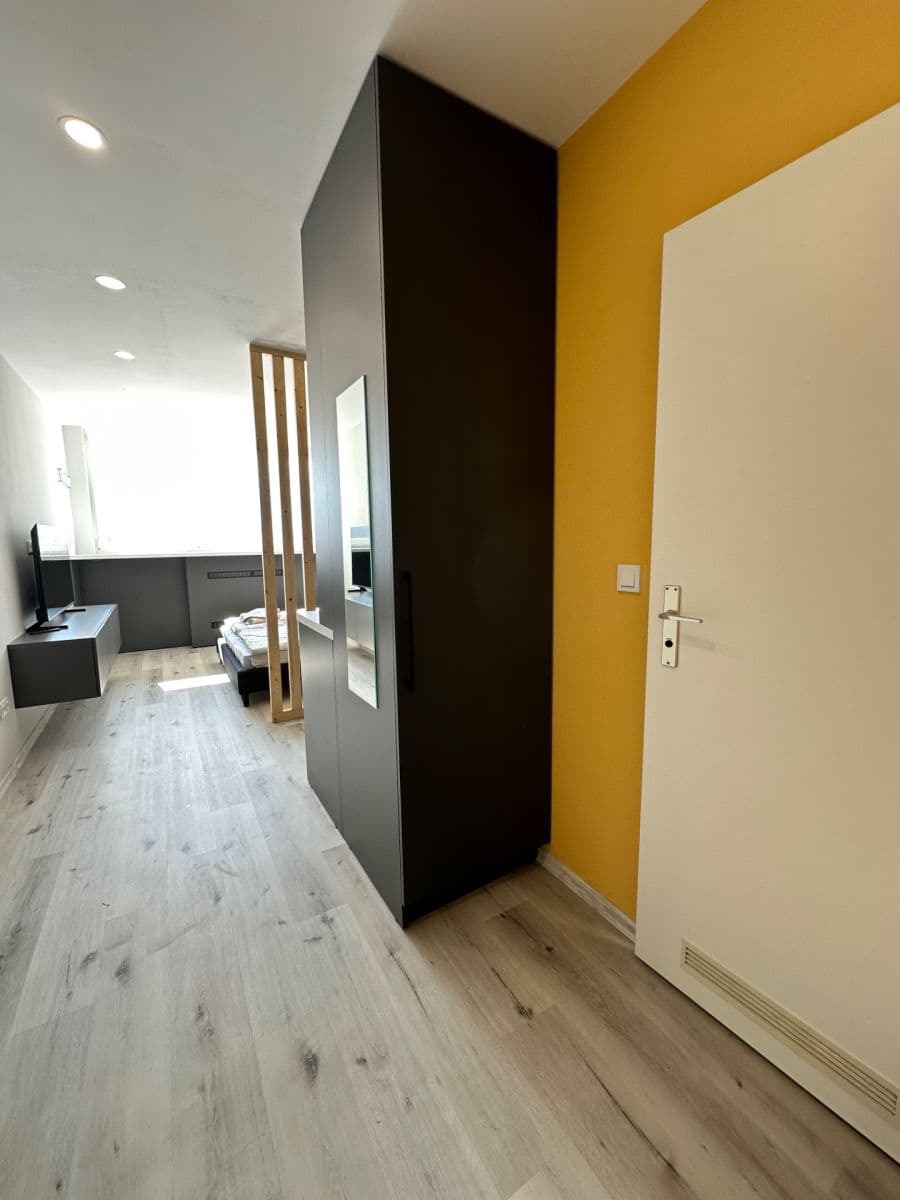 Pronájem bytu 1+kk 24 m², Děčínská, Praha, Praha Pronájem bytu 1+kk 24 m², Děčínská, Praha, Praha