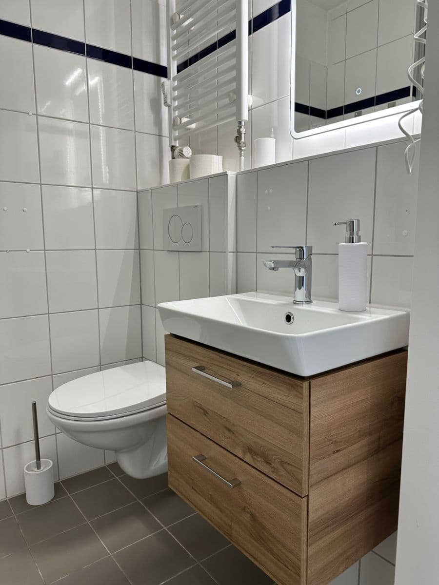 Pronájem bytu 1+kk 24 m², Děčínská, Praha, Praha Pronájem bytu 1+kk 24 m², Děčínská, Praha, Praha