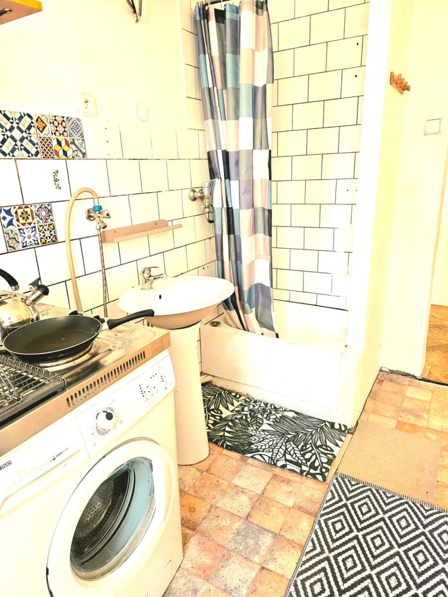 Pronájem bytu 2+1 65 m², Krásova, Praha, Praha Pronájem bytu 2+1 65 m², Krásova, Praha, Praha