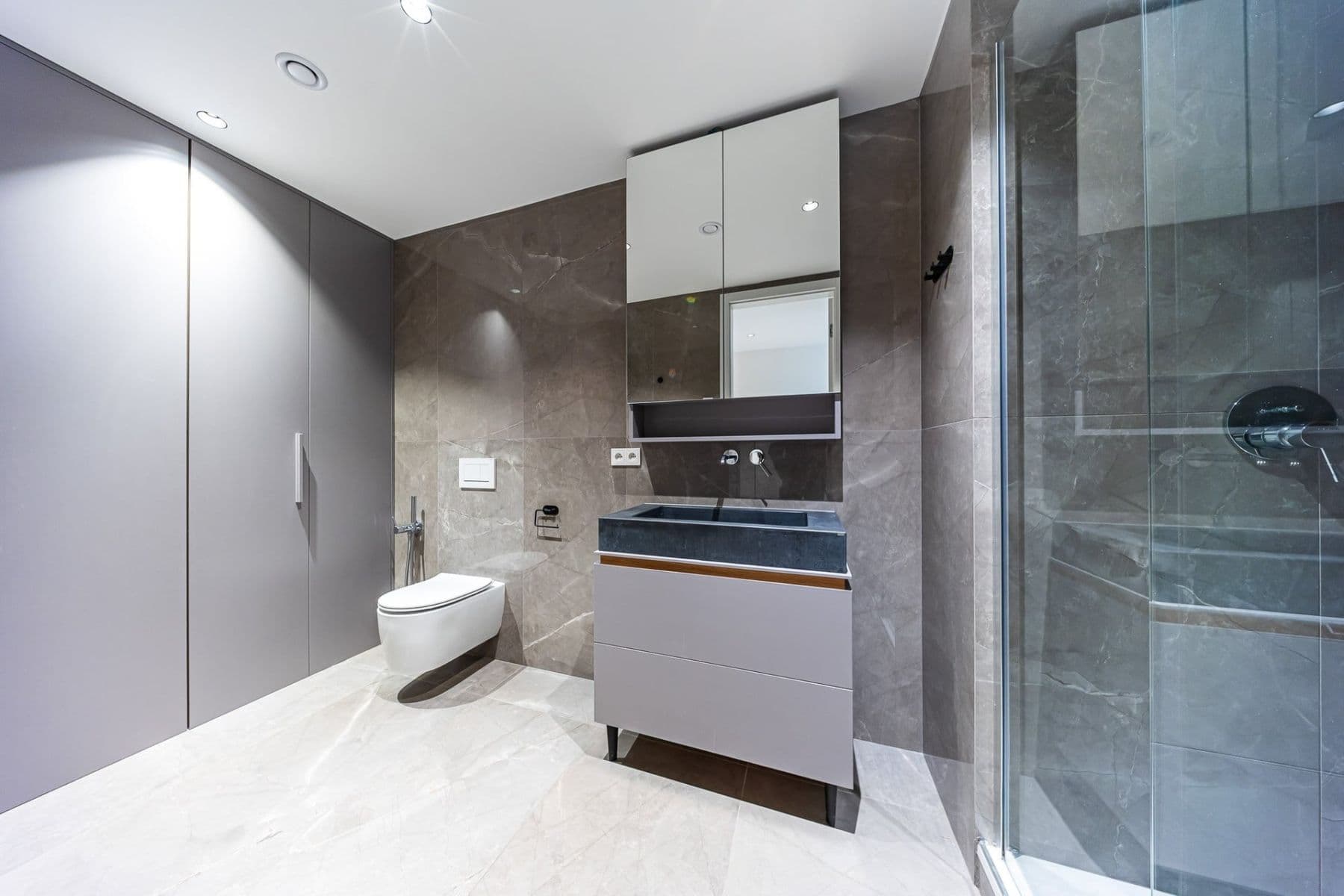 Pronájem bytu 4+kk 151 m², Čiklova, Praha, Praha Pronájem bytu 4+kk 151 m², Čiklova, Praha, Praha
