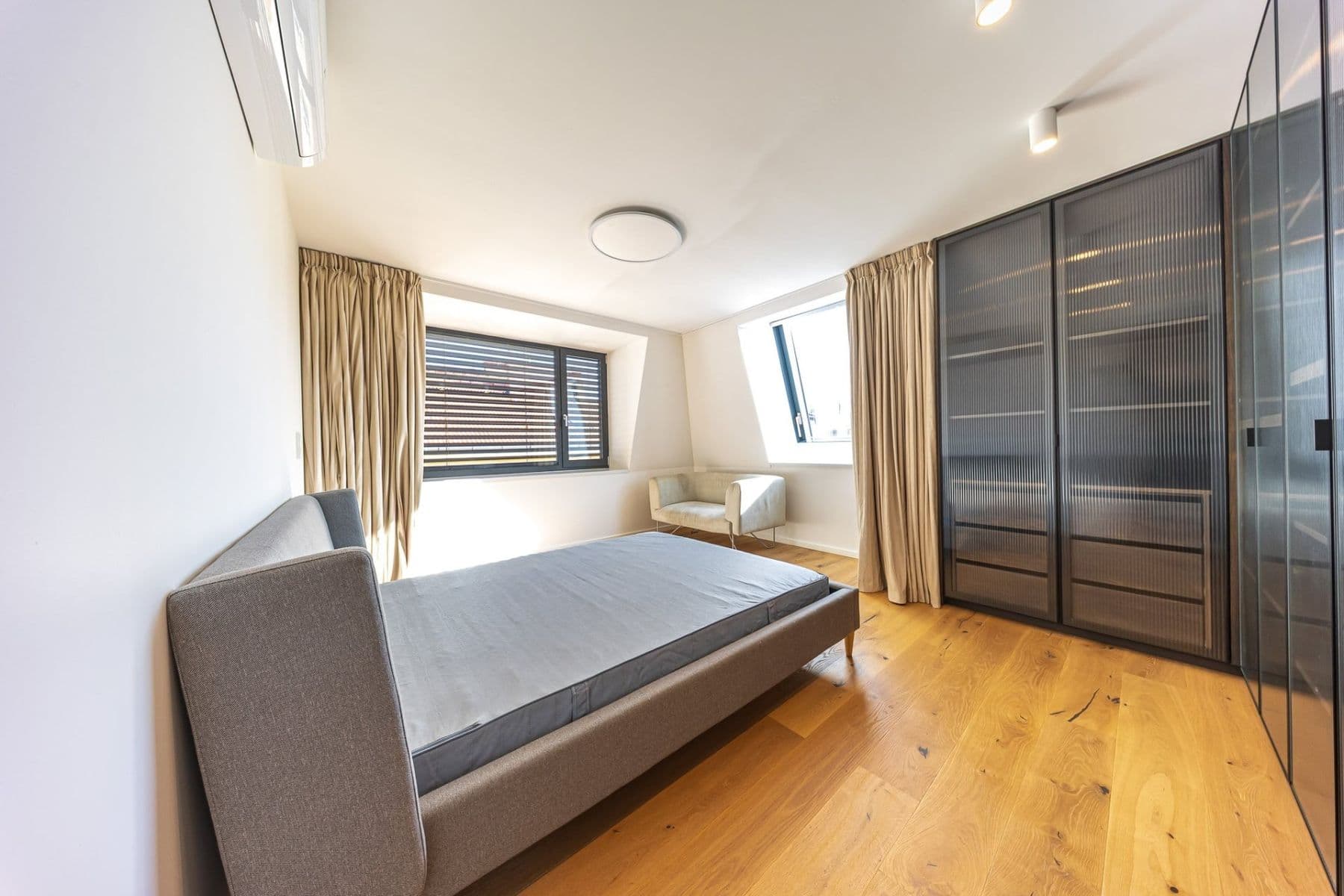 Pronájem bytu 4+kk 151 m², Čiklova, Praha, Praha Pronájem bytu 4+kk 151 m², Čiklova, Praha, Praha