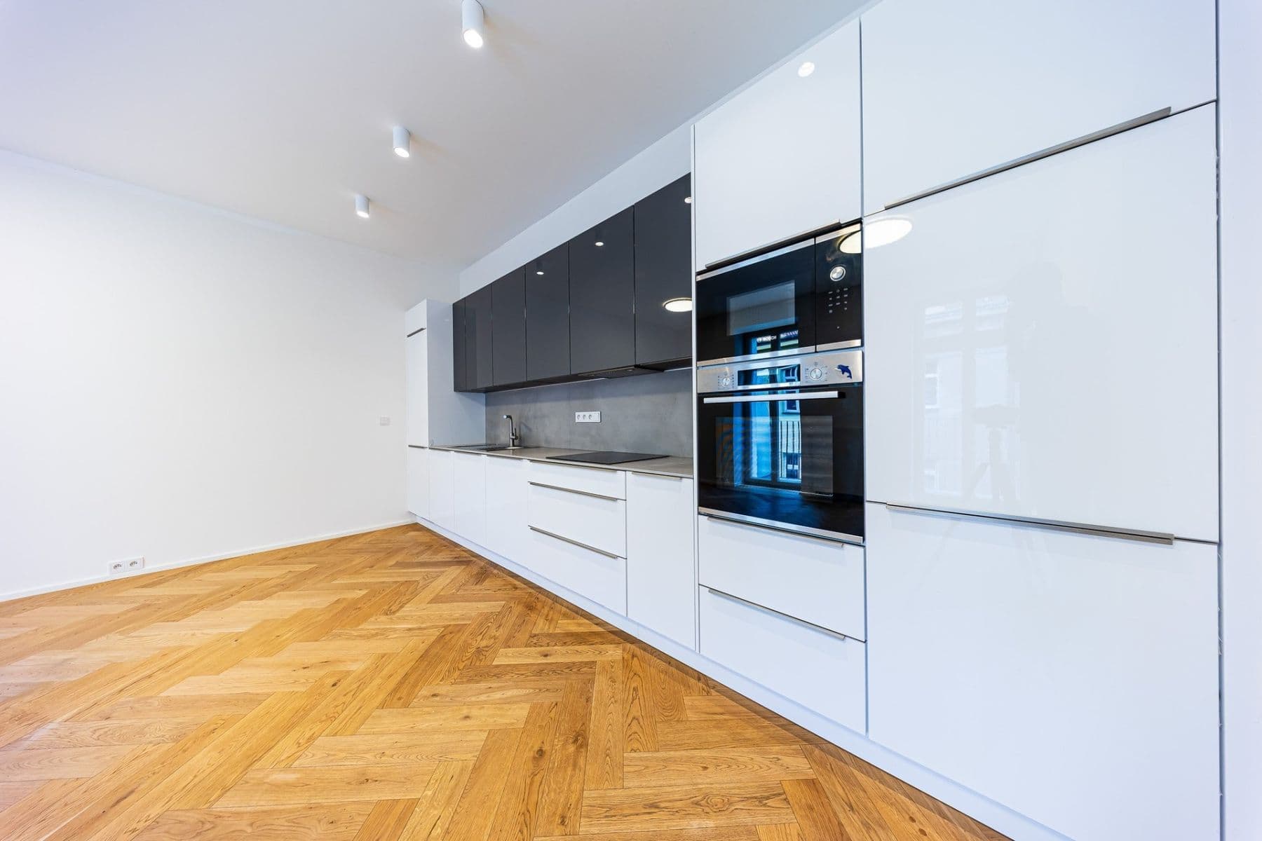 Pronájem bytu 2+kk 52 m², Čiklova, Praha, Praha Pronájem bytu 2+kk 52 m², Čiklova, Praha, Praha