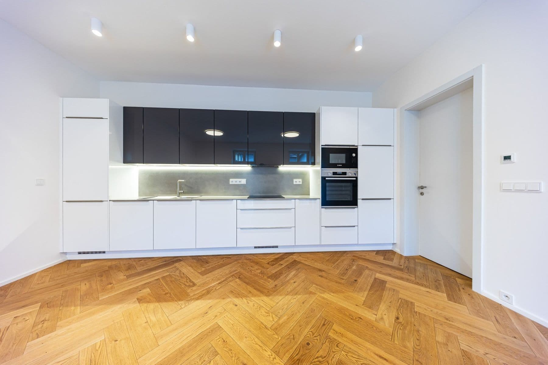 Pronájem bytu 2+kk 52 m², Čiklova, Praha, Praha Pronájem bytu 2+kk 52 m², Čiklova, Praha, Praha
