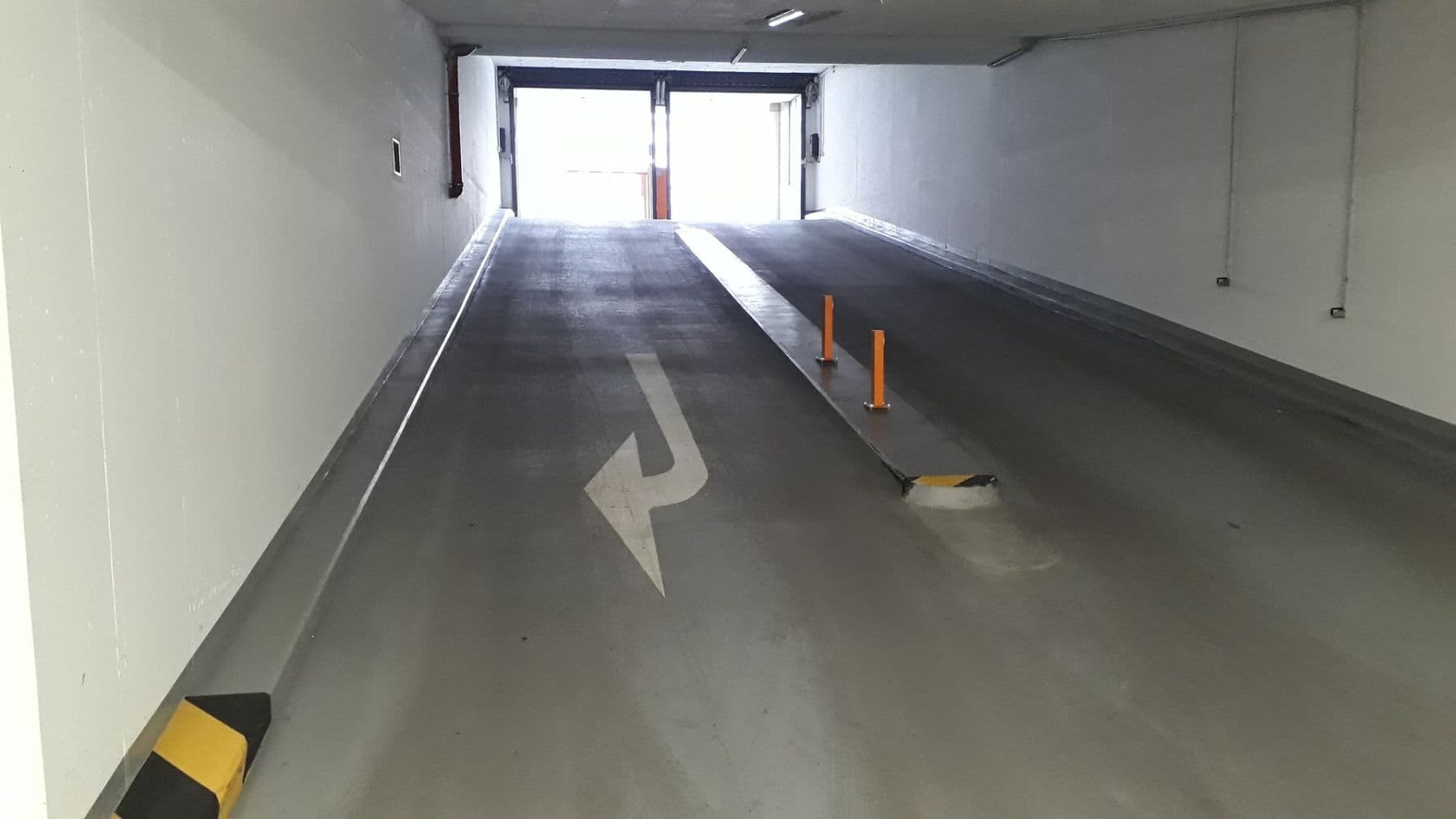 Pronájem garáže 13 m², Petržílkova, Praha, Praha Pronájem garáže 13 m², Petržílkova, Praha, Praha