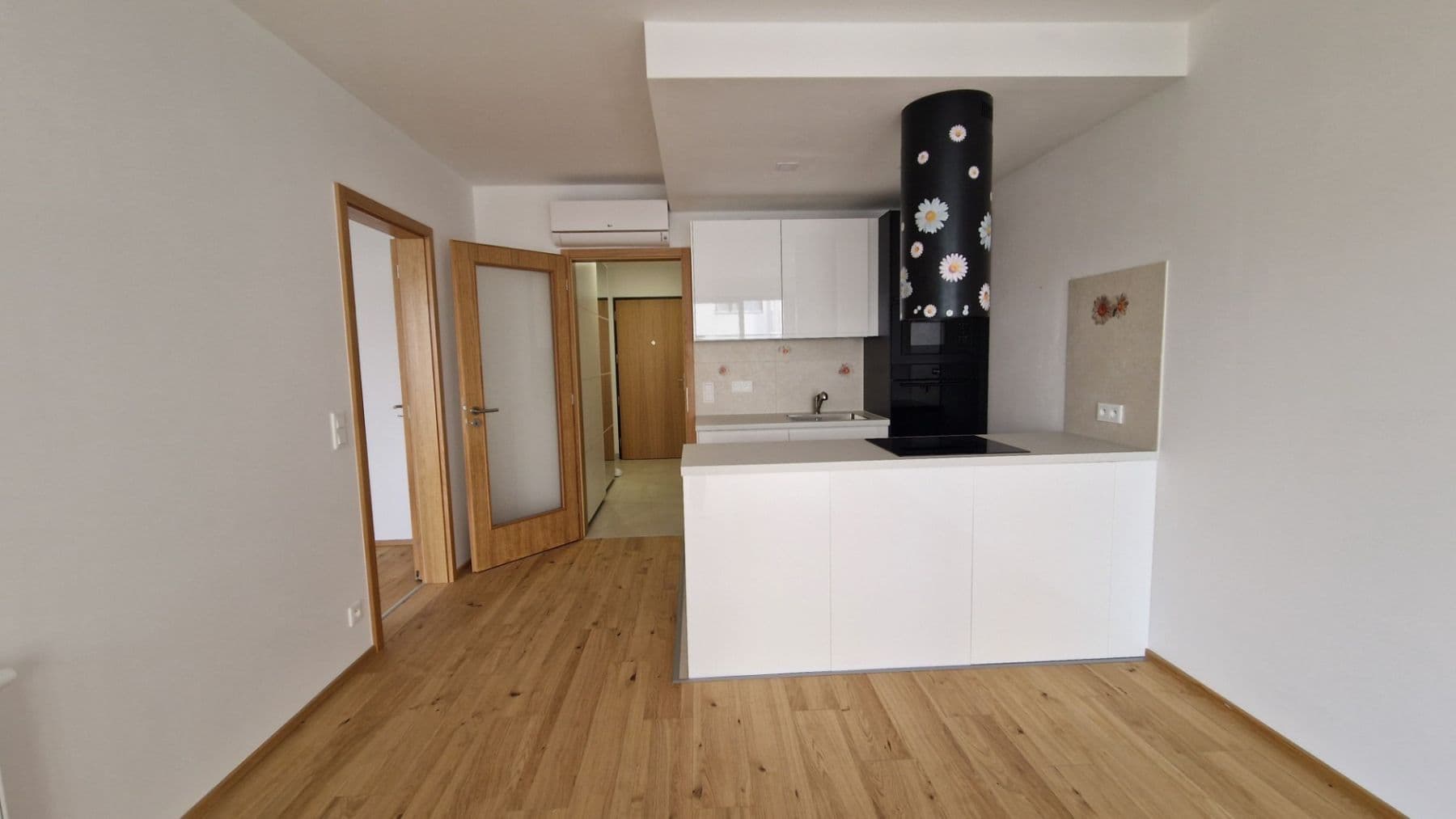 Pronájem bytu 2+kk 51 m², K Beranovu, Praha, Praha Pronájem bytu 2+kk 51 m², K Beranovu, Praha, Praha