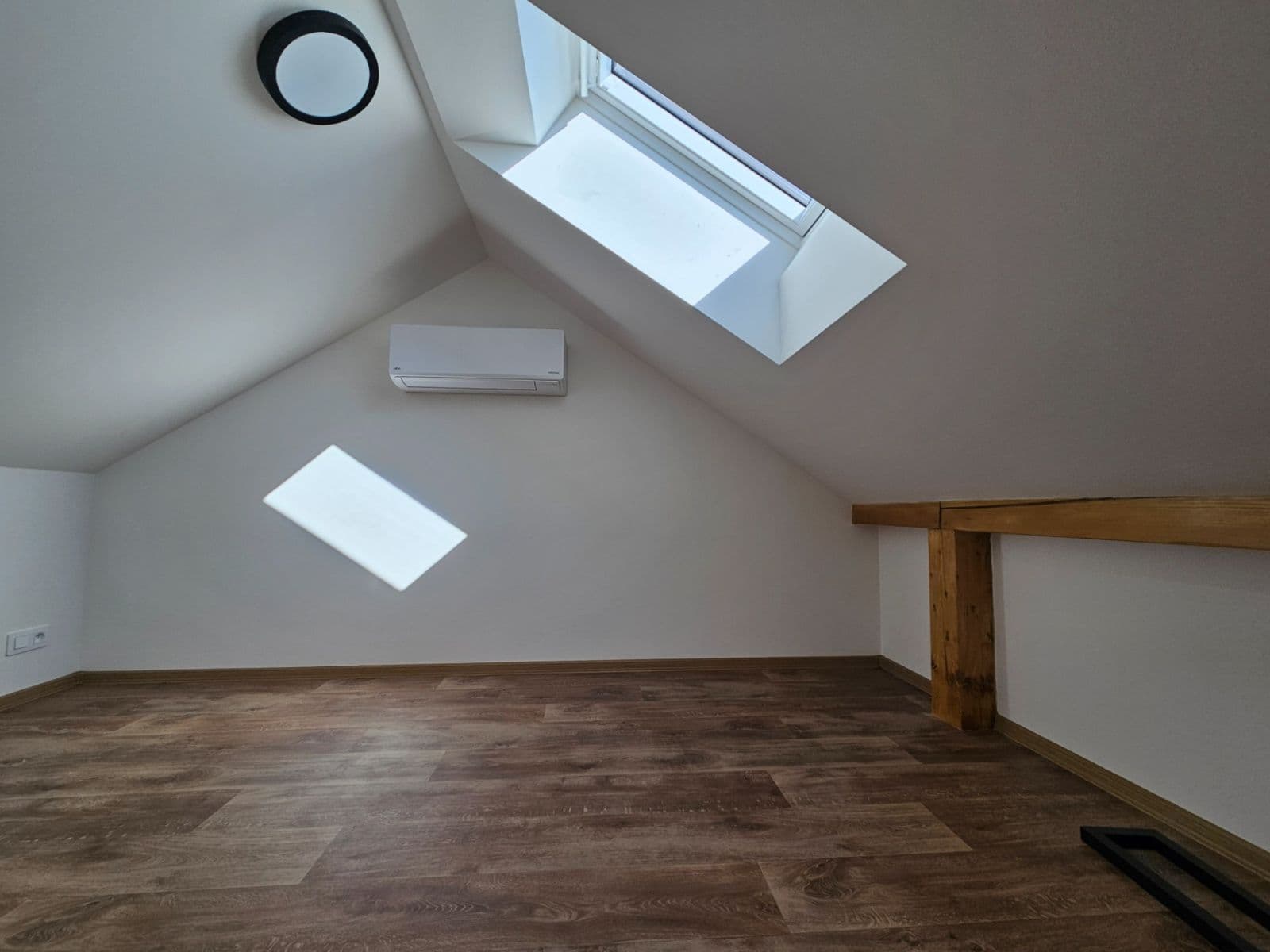 Pronájem bytu 2+kk 42 m², A. Trägera, České Budějovice, Jihočeský kraj Pronájem bytu 2+kk 42 m², A. Trägera, České Budějovice, Jihočeský kraj
