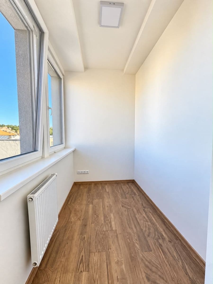 Pronájem bytu 2+kk 50 m², Smetanovo náměstí, Havlíčkův Brod, Kraj Vysočina Pronájem bytu 2+kk 50 m², Smetanovo náměstí, Havlíčkův Brod, Kraj Vysočina