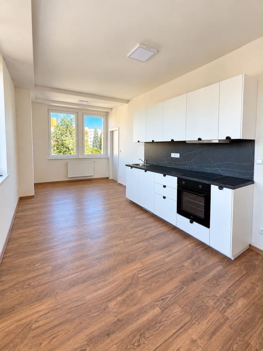 Pronájem bytu 2+kk 50 m², Smetanovo náměstí, Havlíčkův Brod, Kraj Vysočina Pronájem bytu 2+kk 50 m², Smetanovo náměstí, Havlíčkův Brod, Kraj Vysočina
