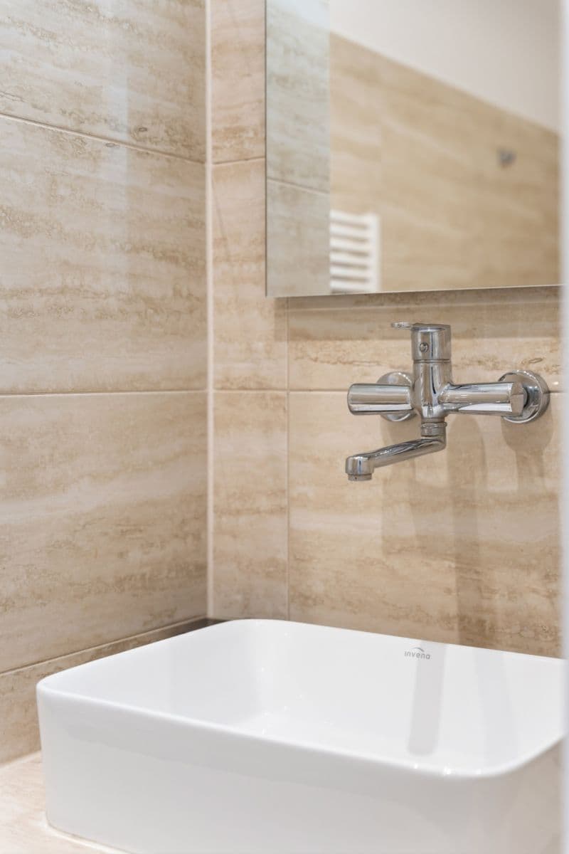 Pronájem bytu 2+kk 53 m², Košická, Praha, Praha Pronájem bytu 2+kk 53 m², Košická, Praha, Praha