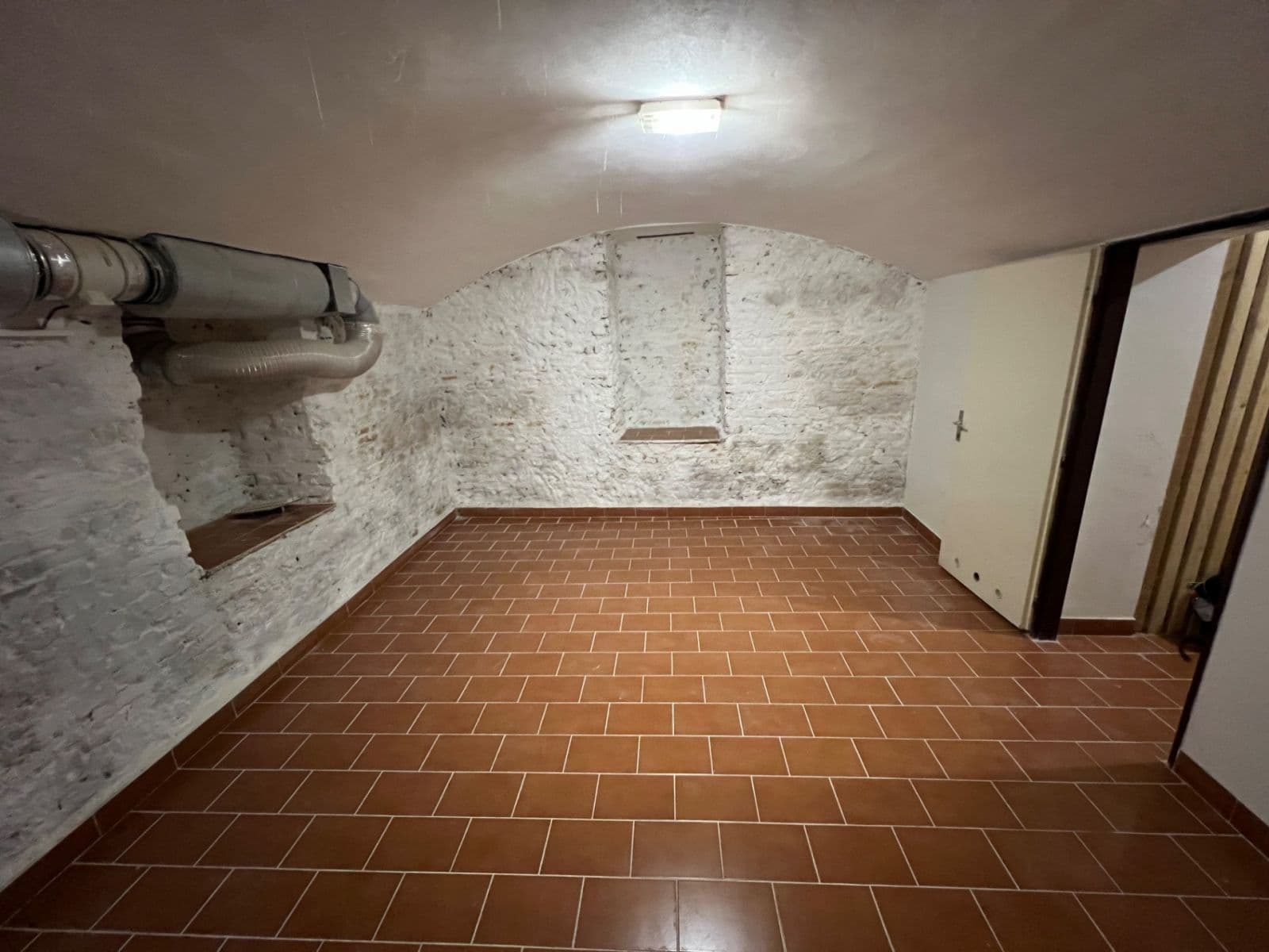 Pronájem nebytového prostoru 20 m², Bořivojova, Praha, Praha Pronájem nebytového prostoru 20 m², Bořivojova, Praha, Praha