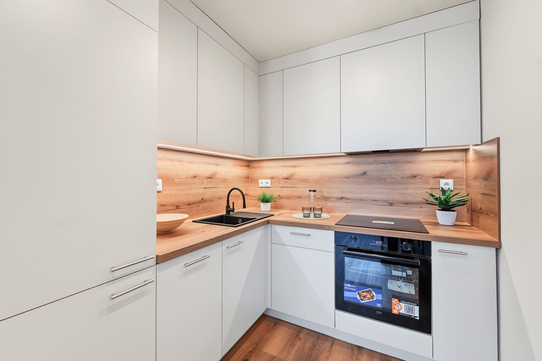 Prodej bytu 2+kk 43 m², Galandova, Praha, Praha Prodej bytu 2+kk 43 m², Galandova, Praha, Praha