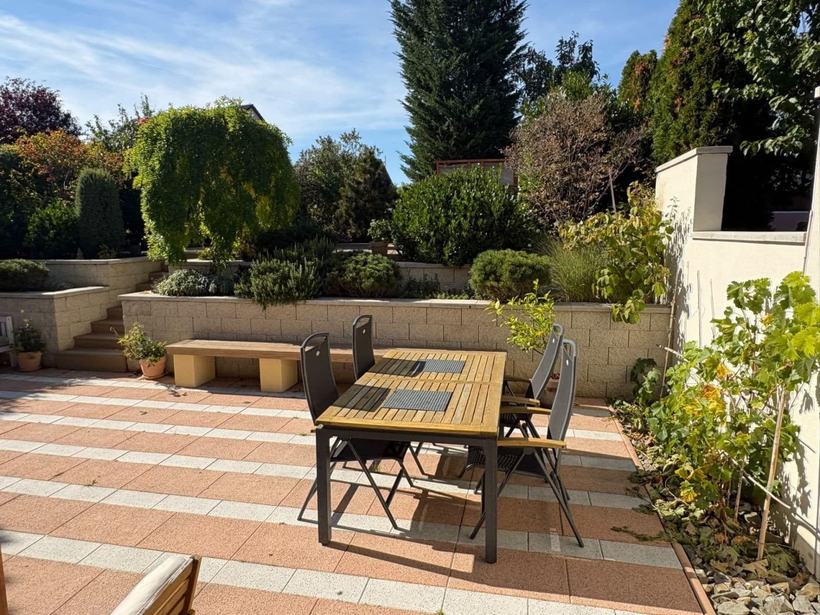 Pronájem domu 170 m², pozemek 550 m², Brandýská, Bašť, Středočeský kraj Pronájem domu 170 m², pozemek 550 m², Brandýská, Bašť, Středočeský kraj