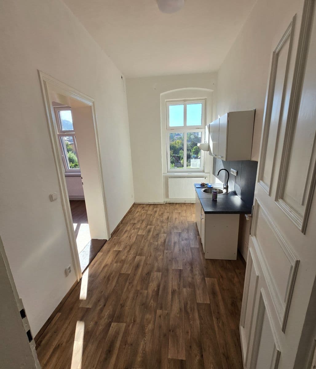Pronájem bytu 2+1 60 m², Lidická, Česká Kamenice, Ústecký kraj Pronájem bytu 2+1 60 m², Lidická, Česká Kamenice, Ústecký kraj