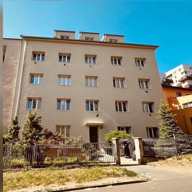 Pronájem bytu 2+1 37 m², V Korytech, Praha, Praha Pronájem bytu 2+1 37 m², V Korytech, Praha, Praha