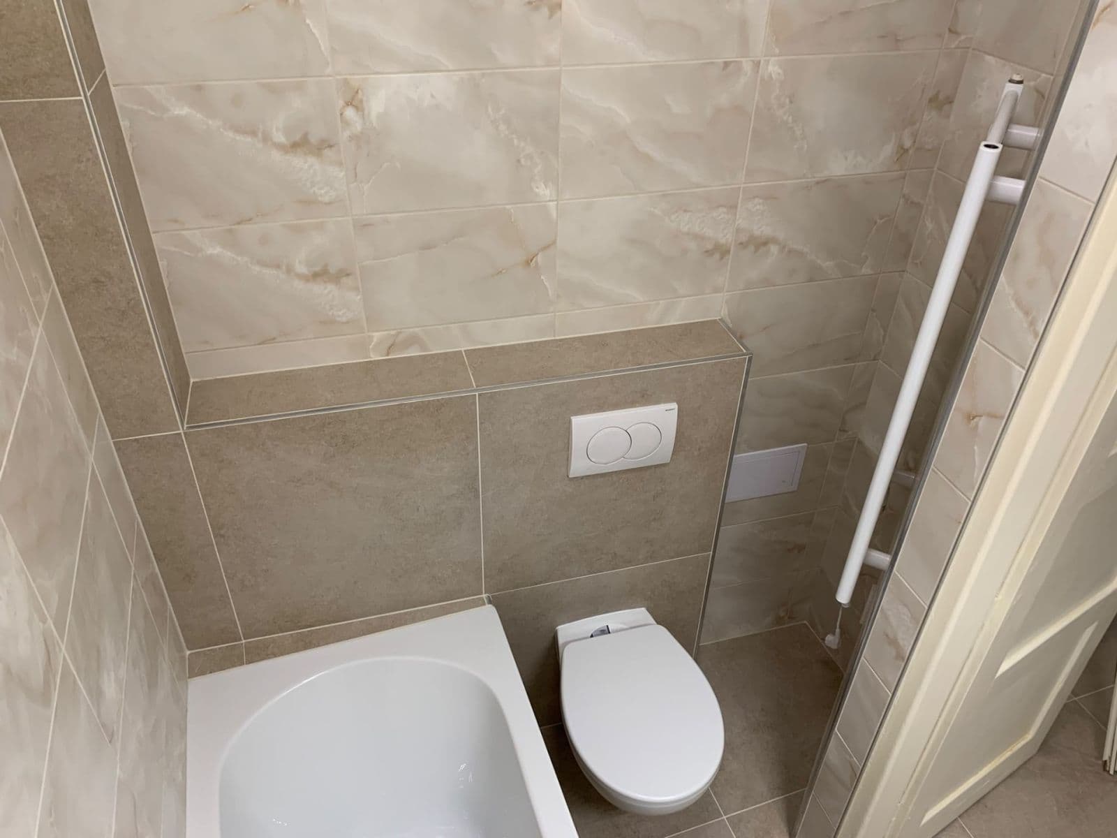 Pronájem bytu 2+1 37 m², V Korytech, Praha, Praha Pronájem bytu 2+1 37 m², V Korytech, Praha, Praha