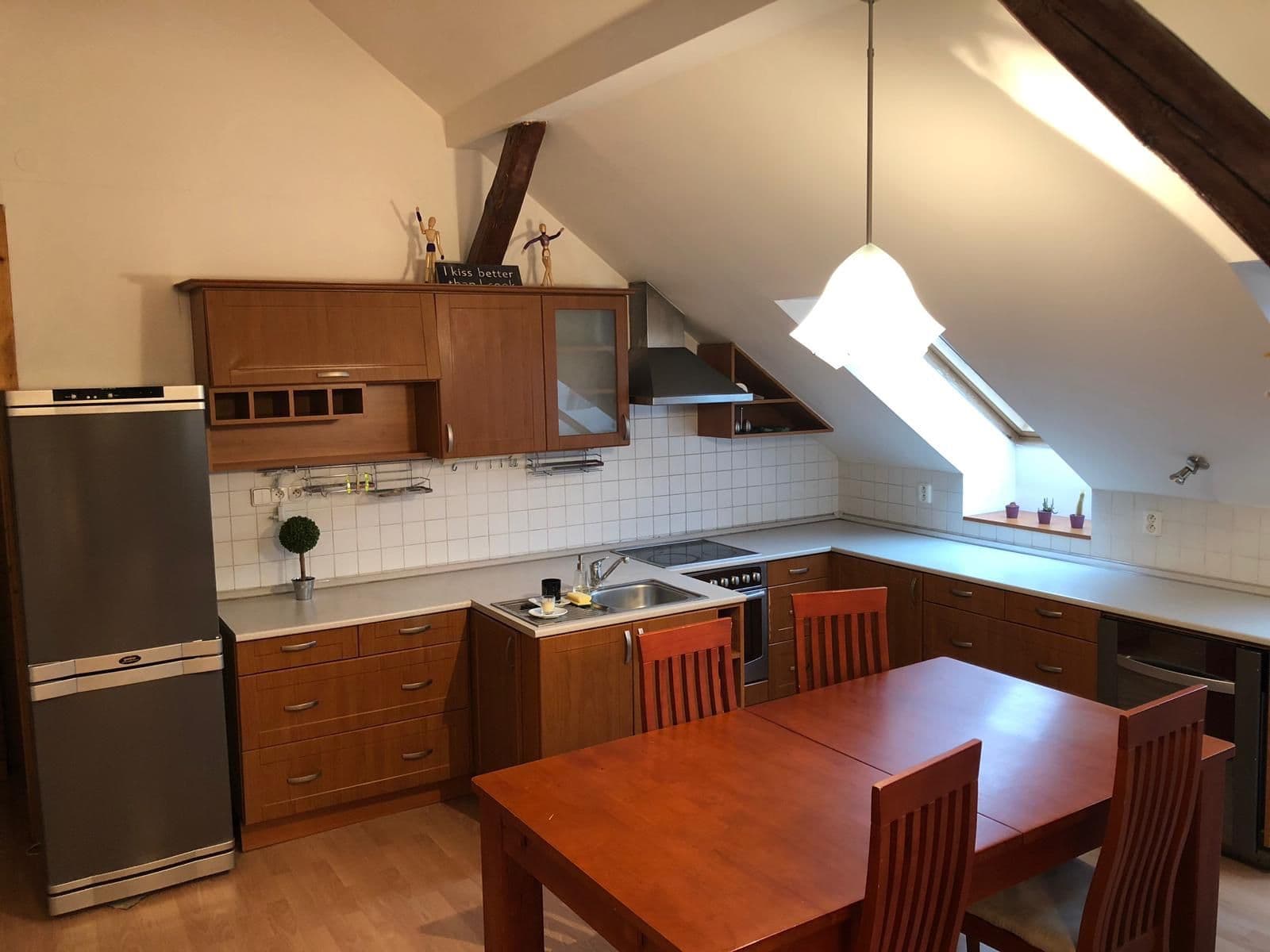 Pronájem bytu 156 m², Husitská, Praha, Praha Pronájem bytu 156 m², Husitská, Praha, Praha
