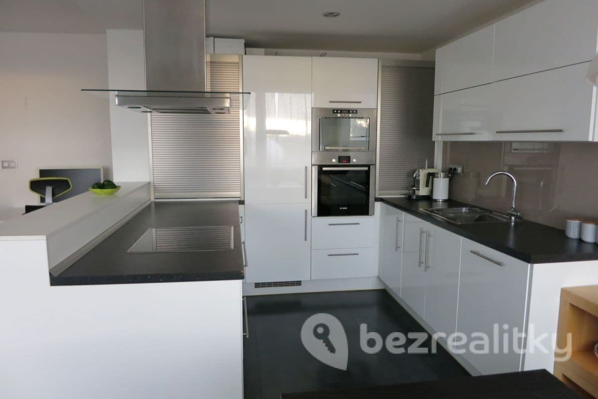 Pronájem bytu 3+kk 74 m², Litvínovská, Praha, Praha Pronájem bytu 3+kk 74 m², Litvínovská, Praha, Praha