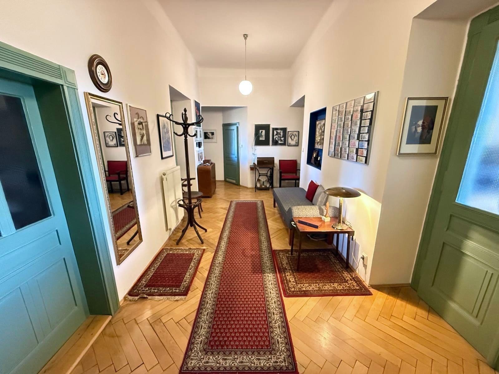 Prodej bytu 3+1 124 m², Na Plzeňce, Praha, Praha Prodej bytu 3+1 124 m², Na Plzeňce, Praha, Praha