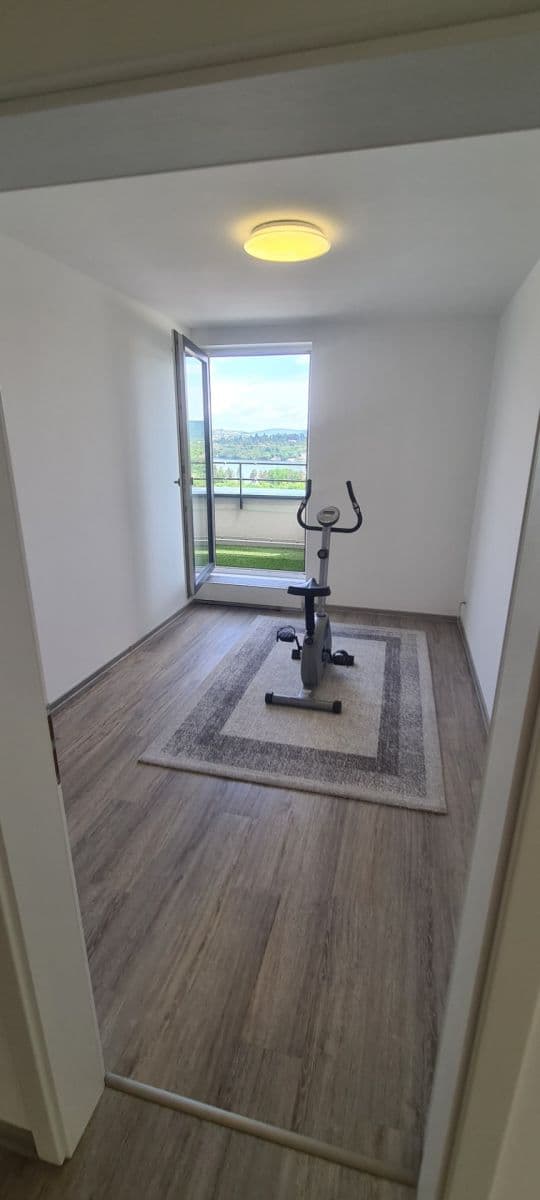 Pronájem bytu 5+kk 122 m², Nad Přehradou, Brno, Jihomoravský kraj Pronájem bytu 5+kk 122 m², Nad Přehradou, Brno, Jihomoravský kraj