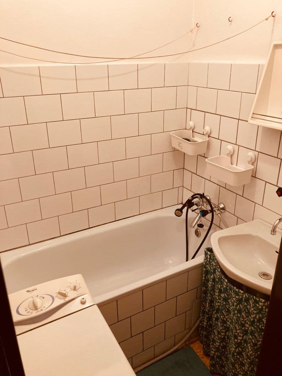 Pronájem bytu 2+1 57 m², Kolbenova, Praha, Praha Pronájem bytu 2+1 57 m², Kolbenova, Praha, Praha